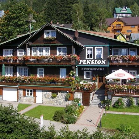 Pension Svycarsky Dum Špindlerŭv Mlýn Exteriér fotografie