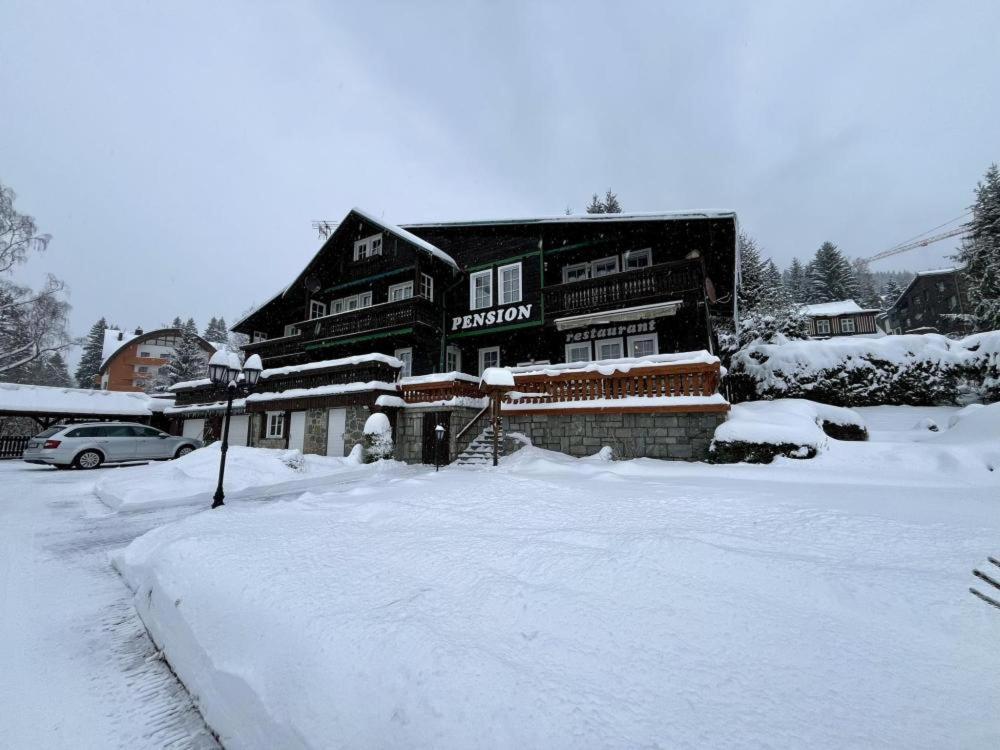 Pension Svycarsky Dum Špindlerŭv Mlýn Exteriér fotografie